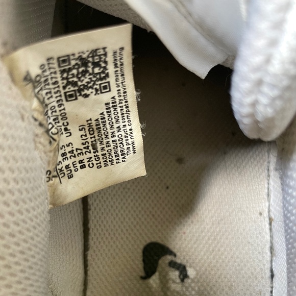 Nike Airforce 1 size - Picture 3 of 3